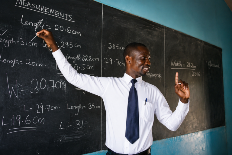 How Much Do Teachers Earn in Delta State?
